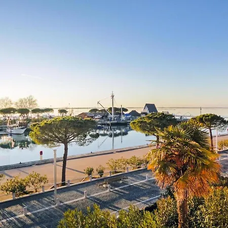 아파트 Coastal With Stunning Sea Views *