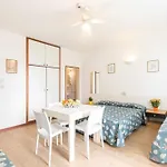 Apartman Coastal With Stunning Sea Views Lignano Sabbiadoro