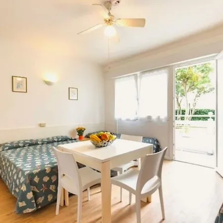 Coastal With Stunning Sea Views Lignano Sabbiadoro