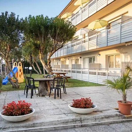 Coastal With Stunning Sea Views Lignano Sabbiadoro